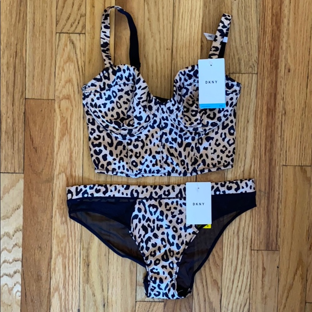DKNY Cheetah-print Lingerie Set - 34C too M bottom